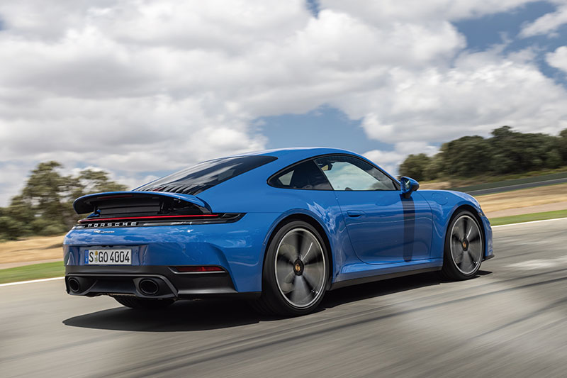 【Porsche】911 Carrera