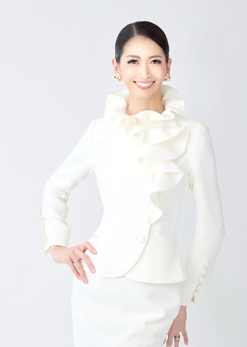 間口　史子先生