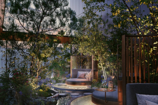 最上階のルーフトップラウンジ「ゆそら」。夜の銀座を眺めながら足湯で過ごす至福の時間を