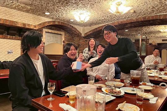 創業のきっかけとなったお母さまとの別れが、今は大切な家族や仲間を守る覚悟に。