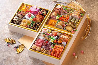 名鉄小牧ホテルのおせち料理(和洋折衷三段)