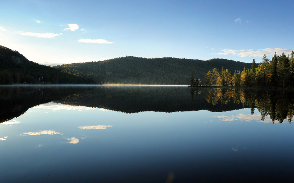 氷河期の地形が生んだ湖は18万以上にのぼり、国土の約10%を水域が占めるフィンランドは「千の湖の国」と呼ばれてきた。
